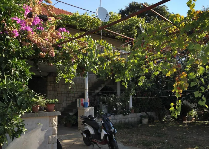Appartement With Parking Space Lumbarda, Korcula - 179 Lumbarda