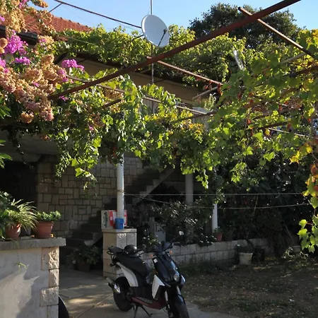 Apartament With Parking Space Lumbarda, Korcula - 179 Lumbarda